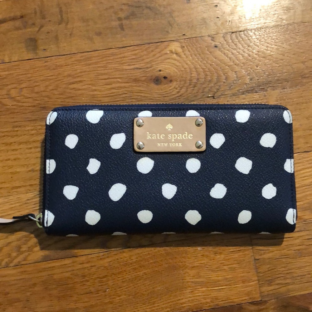 Kate Spade New York Wallet